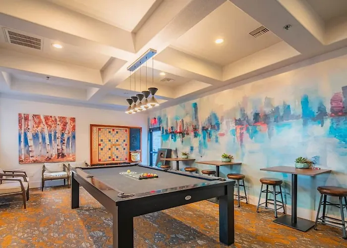 Near The Stadium With Pool Gym Parking Hottub Wd Apartment *